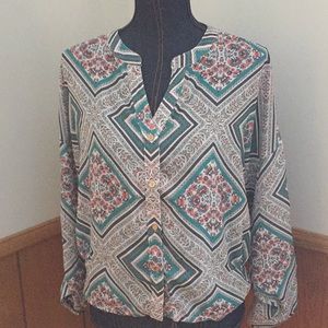 SOLD :::: Patterned button up blouse